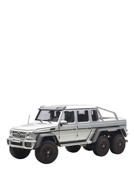 1:18 2013 Mercedes Benz G63 AMG 6x6 Silver Model Car