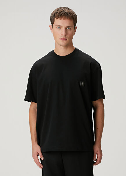 Siyah Logo Detaylı T-shirt