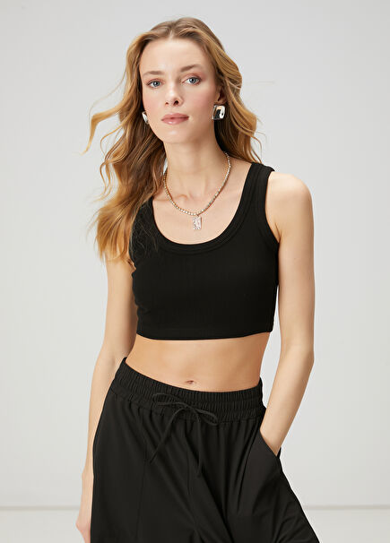 Black Cropped Tank Top