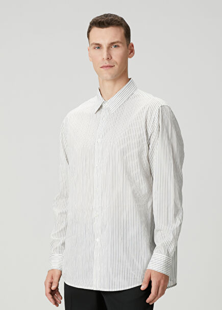 Mavi Beyaz Çizgi Desenli Gömlek