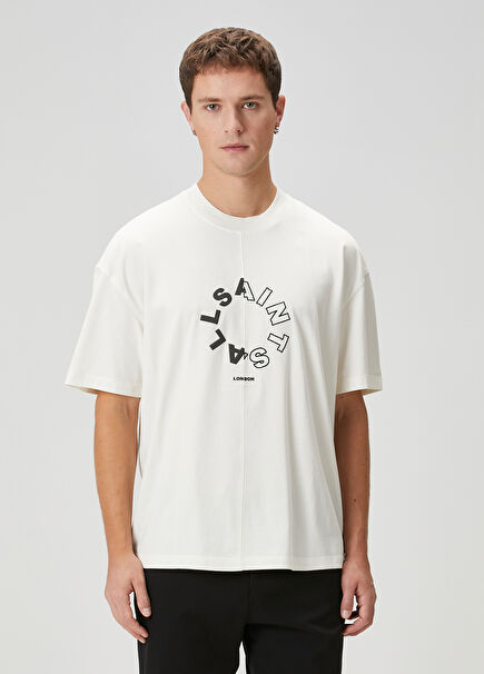 Beyaz Logo Detaylı T-shirt