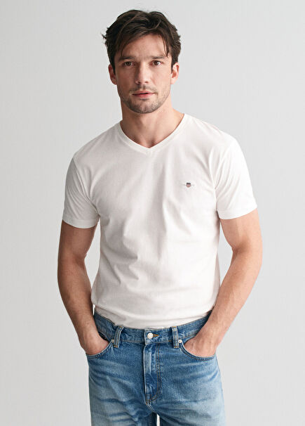 Beyaz V Yaka Slim Fit Kısa Kollu Erkek T-Shirt