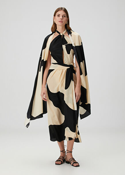 Ekru Siyah Pelerin Detaylı Midi İpek Elbise