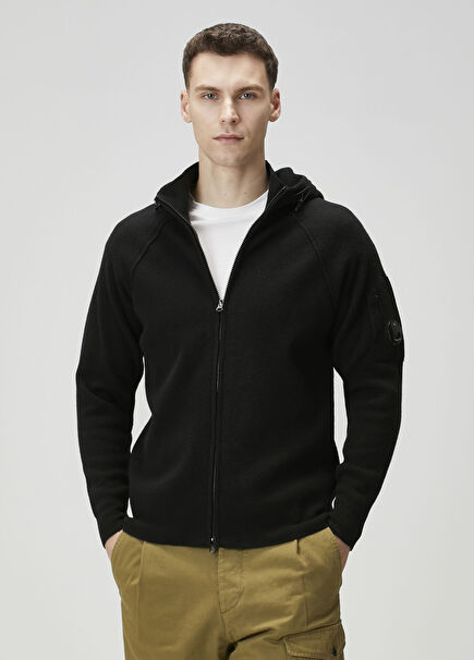 Siyah Kapüşonlu Yün Triko Hırka