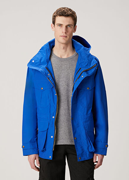 Mavi Kapüşonlu Yağmurluk