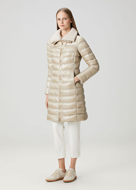 Bej Yaka Detaylı Puffer Mont