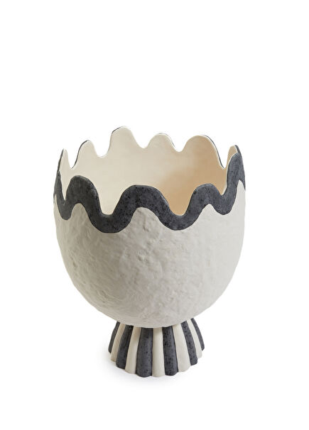 Lyla Large Flower Pot