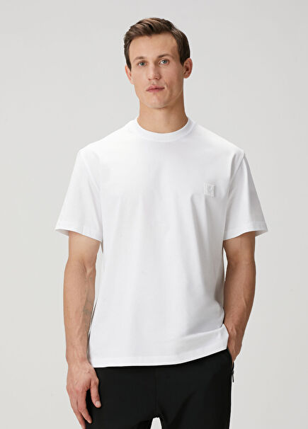 Beyaz Logo Baskılı T-shirt