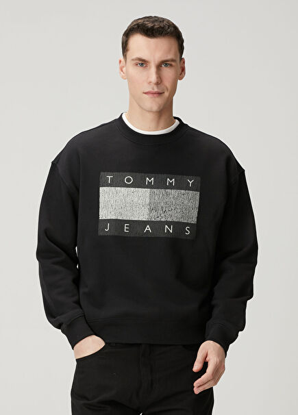 90s Distressed Black Sweatshirt