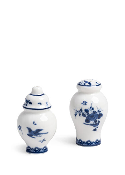 Delft Blue Patterned Salt and Pepper Shaker Set