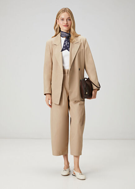 Beige pleated barrel fit trousers