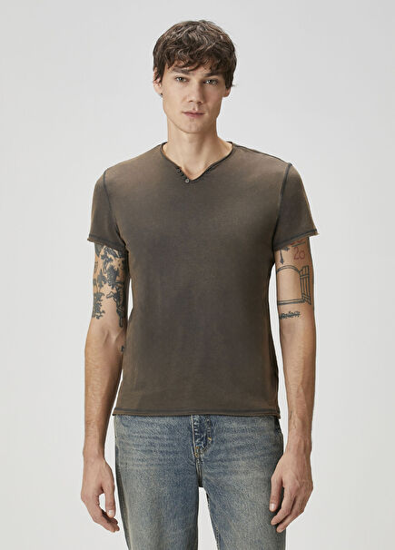 Kahverengi T-shirt