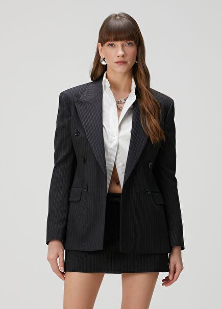 Siyah Çizgili Yün Blazer