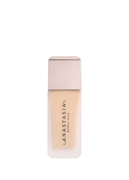 Impeccable Blurring Second Skin Matte Foundation 5