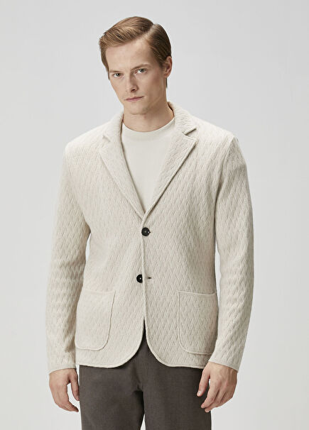 Kırık Beyaz Zikzak Jakarlı Triko Ceket