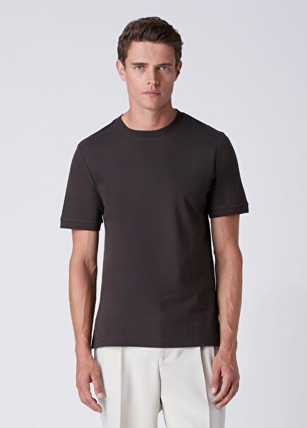 Basic Fit Brown Shoulder Goose Flex Detail T-Shirt