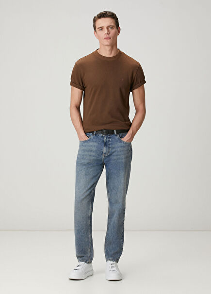 Mavi Yıkamalı Tapered Fit Jean Pantolon