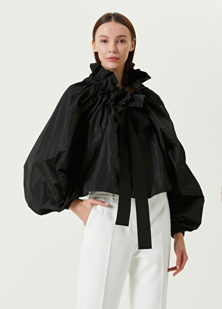 Siyah Yakası Bağcıklı Balon Kol Bluz