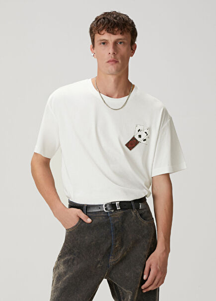 Beyaz Kart Baskılı T-shirt