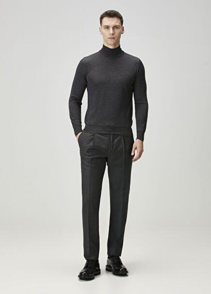 Koyu Gri Beli Kordonlu Yün Pantolon