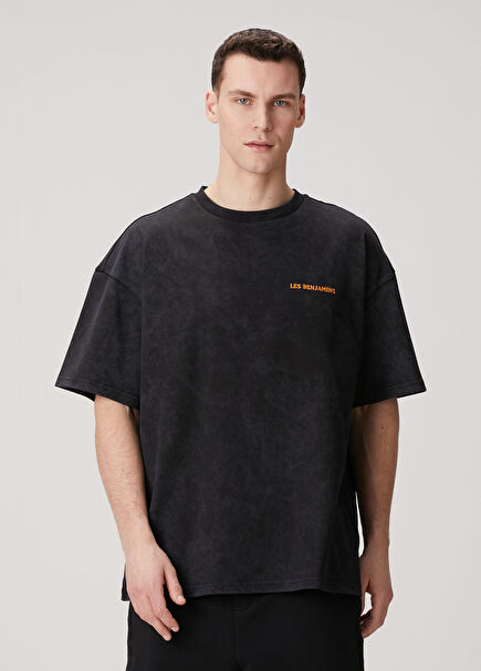 Siyah Logo Baskılı T-shirt