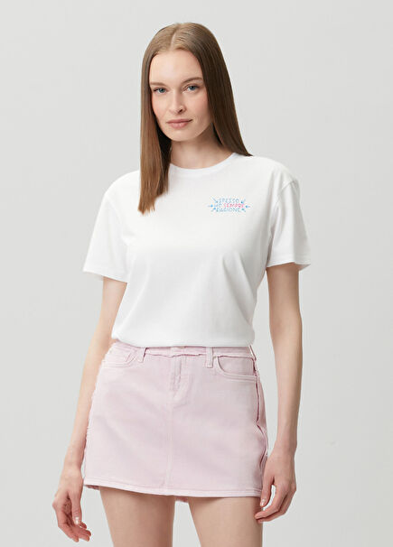 Emilie Beyaz Nakışlı T-shirt