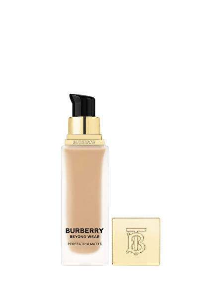 Beyond Wear Perfecting Matte Foundation 70 30ml