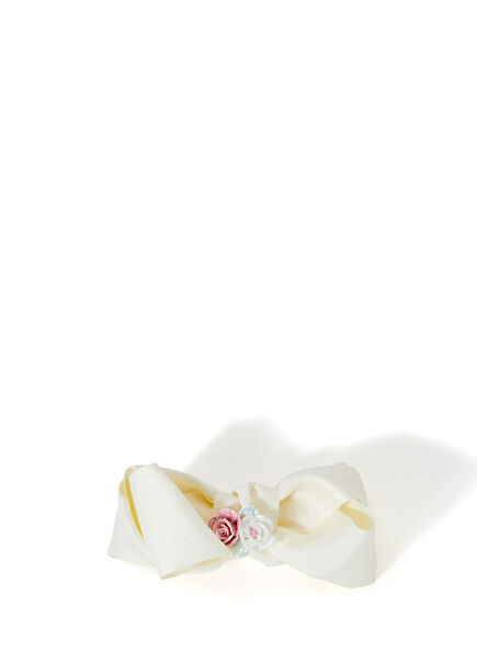 Lush Ecru Girls Clasp