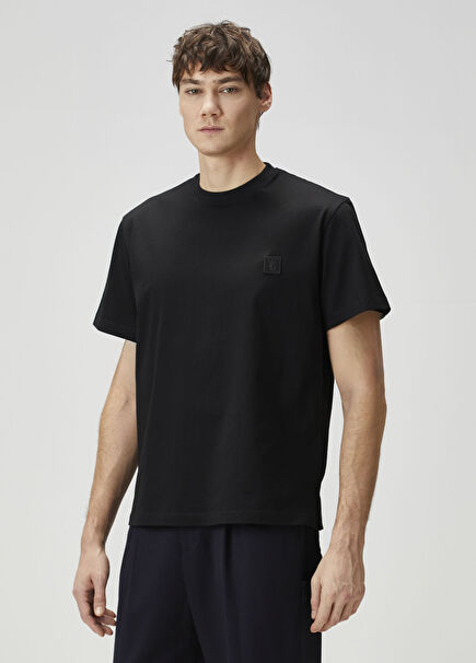 Siyah Logo Detaylı T-shirt
