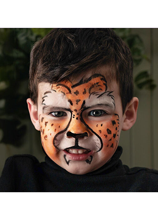 Foto: U yechinib, jasorat bilan minaj qildi