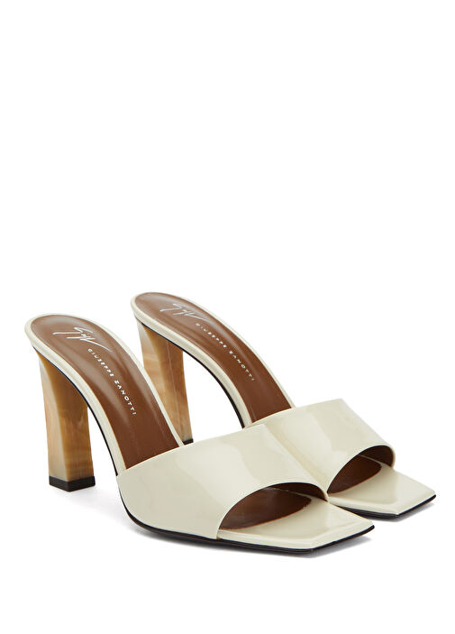 Kırık Beyaz Kadın Deri Terlik - Görsel 3