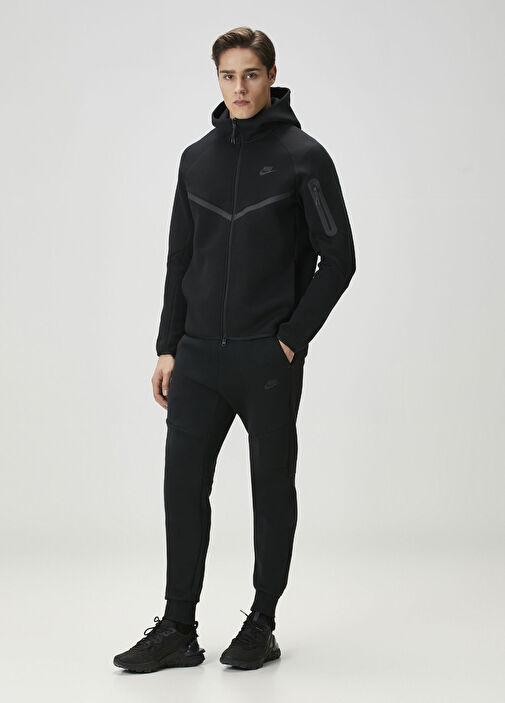 black mens nike tech