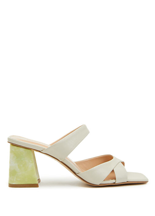 George Hogg George Hogg Kırık Beyaz Kadın Deri Terlik Beymen'de! Kırık Beyaz - 2. görsel