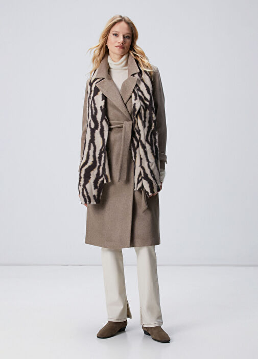 Vizon Diyagonal Desen Kuşaklı Uzun Palto