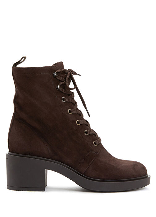 Gianvito rossi suede ankle boots deals