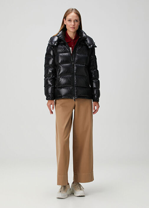 Moncler Siyah Kadın Maire Siyah Kapüşonlu Puffer Mont 1738701 | Beymen