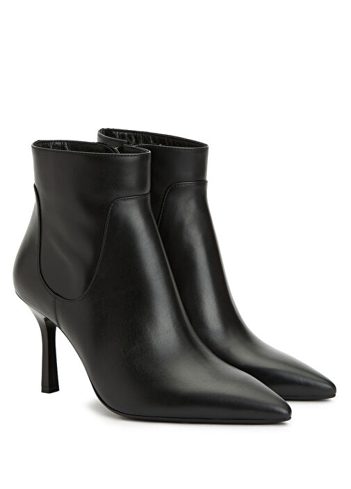 Siyah Kadın Bot - Görsel 3