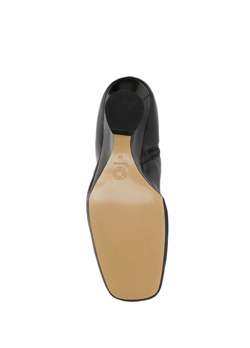 Siyah Kadın Bot - Görsel 6