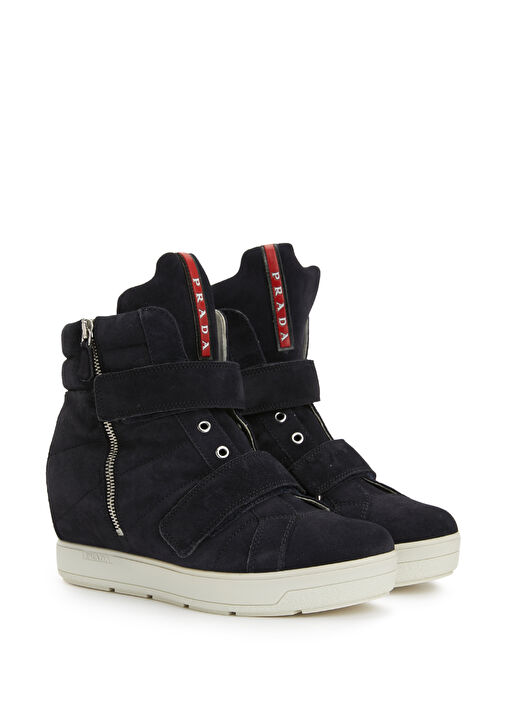 Prada Kadın Bot - Görsel 3