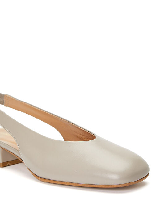 George Hogg Nude George Hogg Rahat Günlük Deri Babet