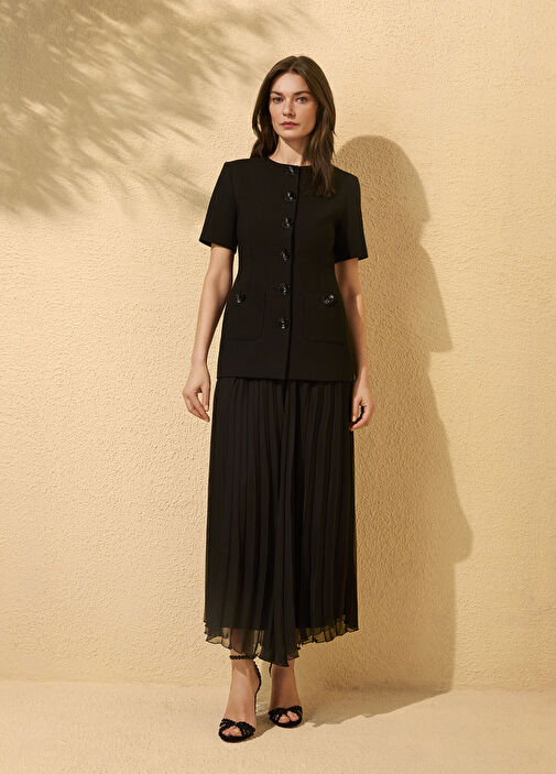 Siyah Çiçek Düğmeli Midi Elbise