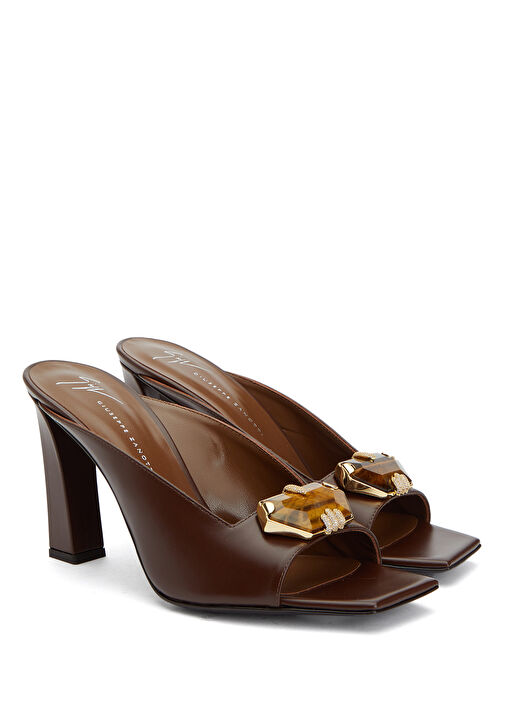 Kahverengi Kadın Deri Terlik - Görsel 3