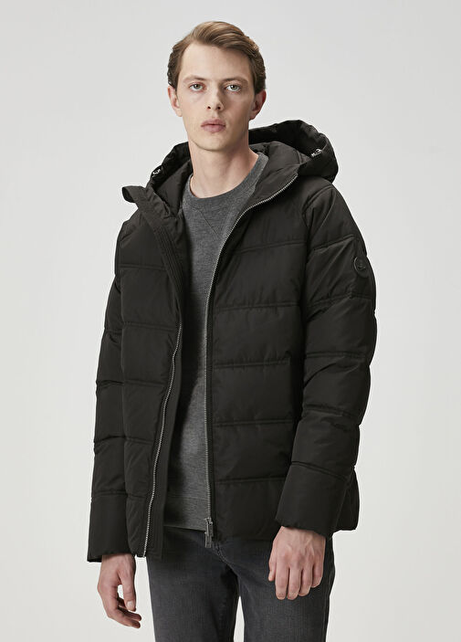 Siyah Kapüşonlu Puff Mont