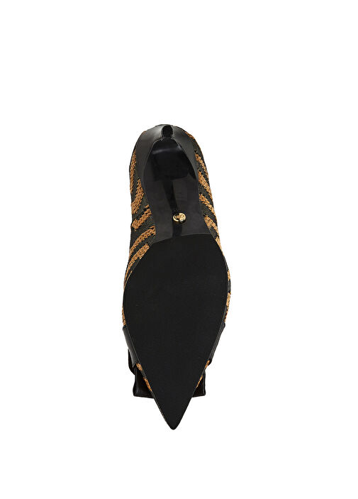 George Hogg George Hogg Bej Siyah Siyah Bej Zikzak Desenli Deri Stiletto Beymen'de! Bej Siyah - 6. görsel