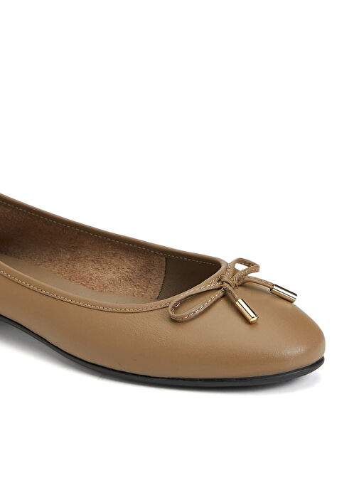 Divarese Divarese Vizon Kadın Deri Babet Beymen'de! Vizon - 7. görsel