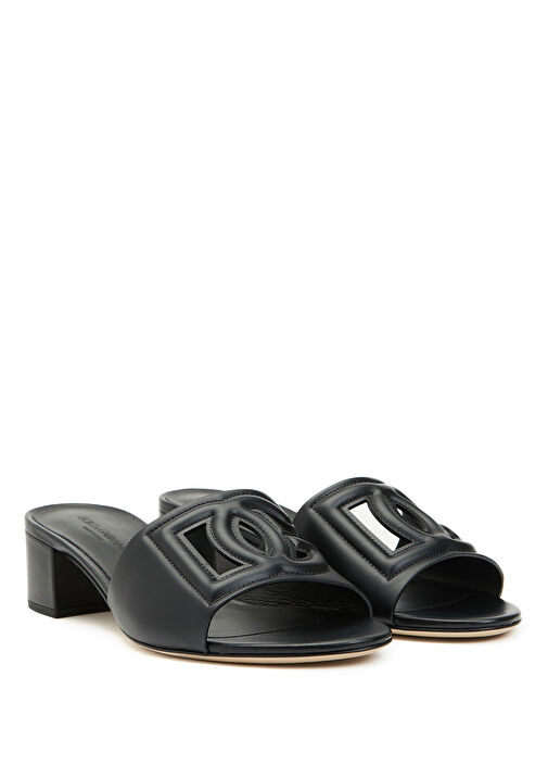 Siyah Logolu Topuklu Deri Terlik - Görsel 3