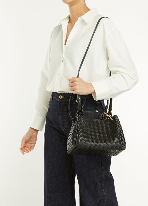 Bottega Veneta ブラックバック Bottega Veneta Siyah Kadın Parachute Siyah Kadın Deri Çanta