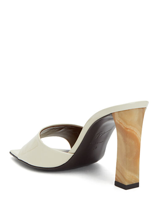 Kırık Beyaz Kadın Deri Terlik - Görsel 4