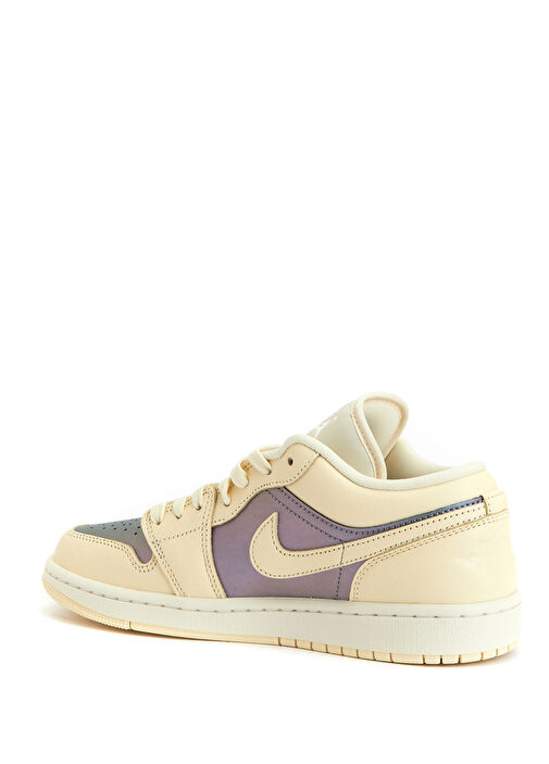 Air Jordan 1 Low Se Beyaz Kadın Deri Sneaker - Görsel 4