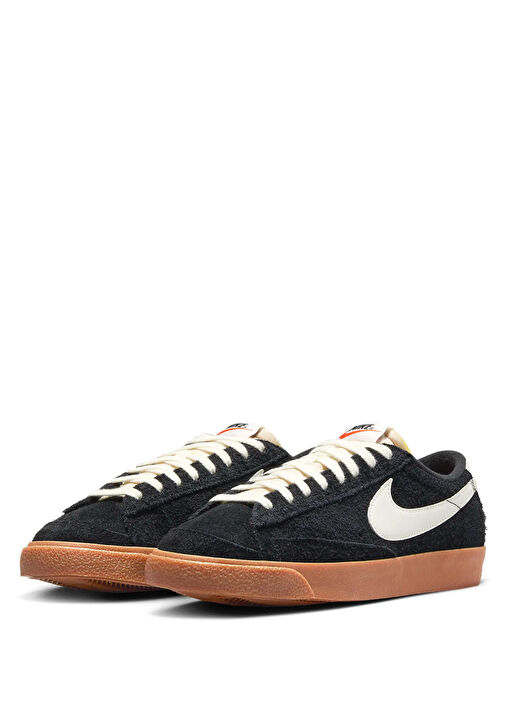 nike blazer low womens suede